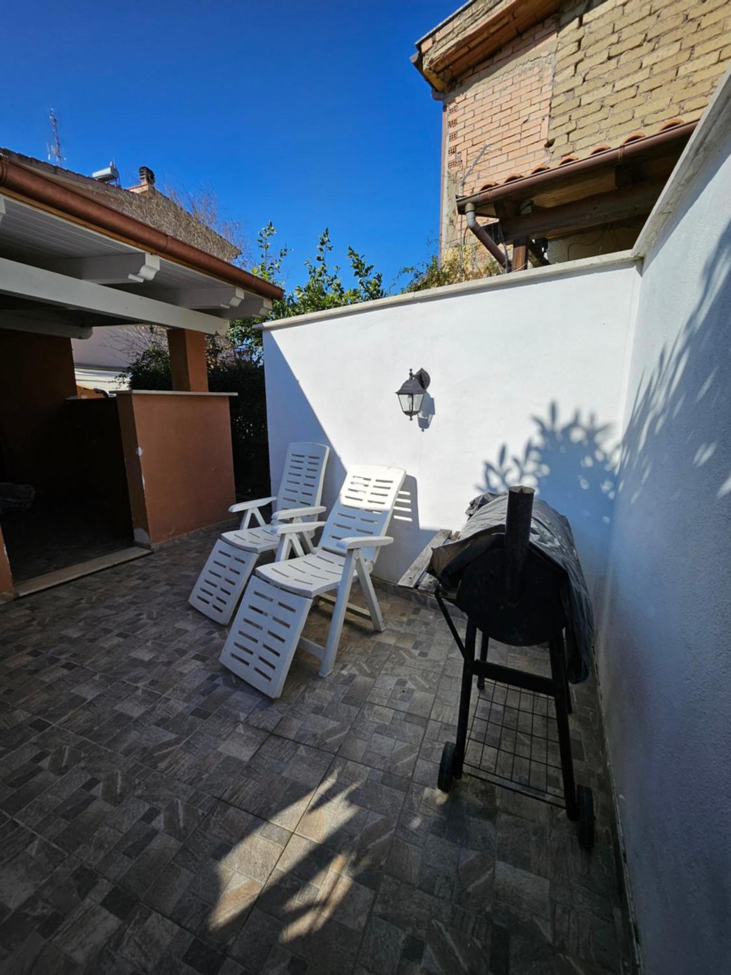 Casa Vacanze Dragona 15 Min Fco 10 Min Ostia Ачілія Екстер'єр фото